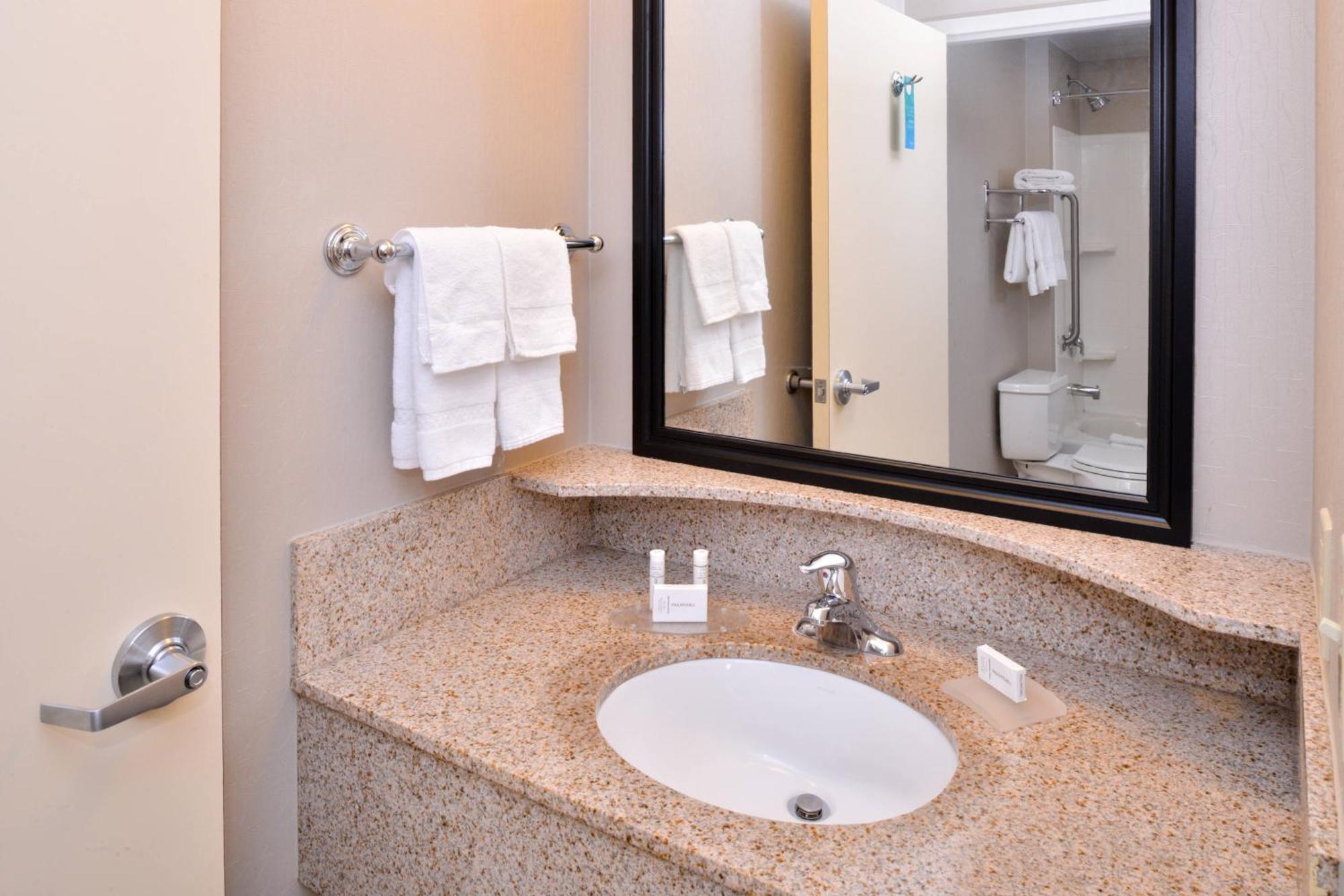 Springhill Suites By Marriott Corona Riverside Exteriör bild