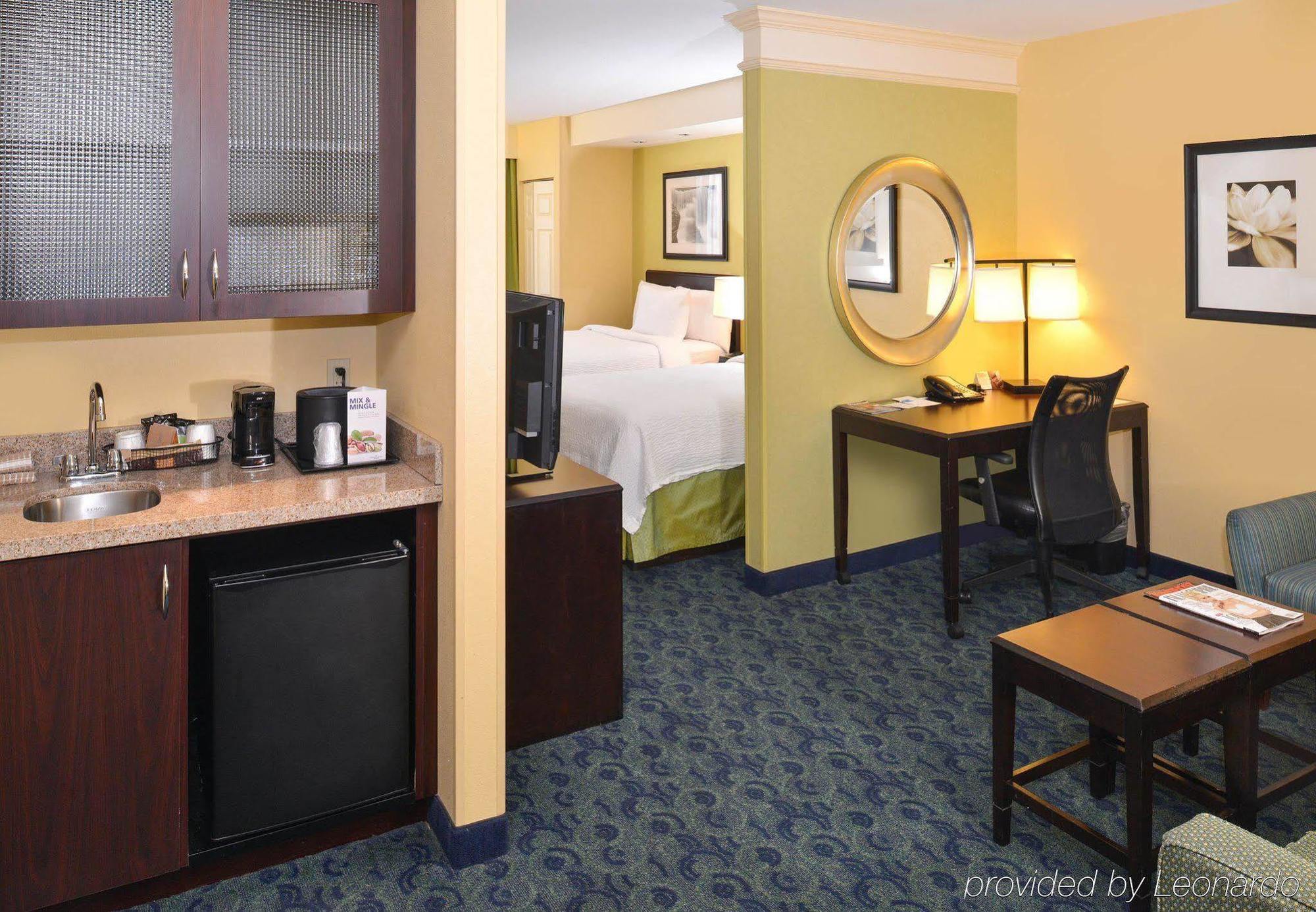 Springhill Suites By Marriott Corona Riverside Exteriör bild